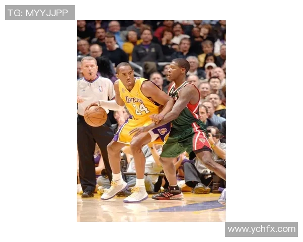 湖人对阵雄鹿在线直播全程回顾与精彩瞬间分析 湖人对阵雄鹿在线直播全程回顾与精彩瞬间分析